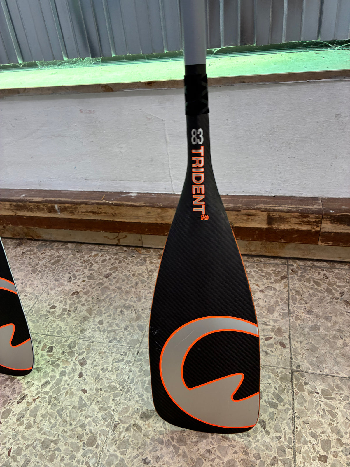 Aqua Inc Trident SUP Carbon Paddel (Aussteller reduziert)