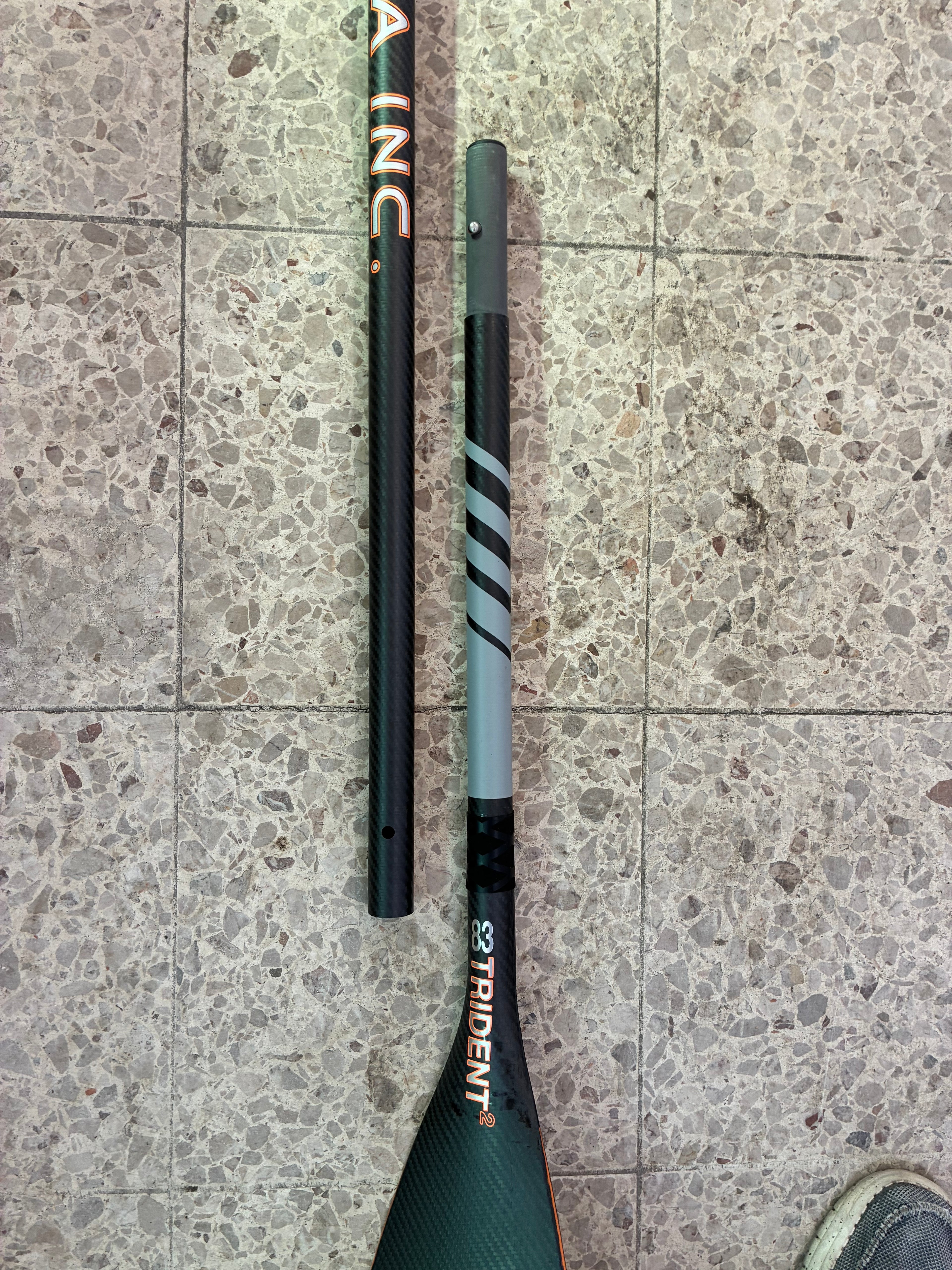 Aqua Inc Trident SUP Carbon Paddel (Aussteller reduziert)