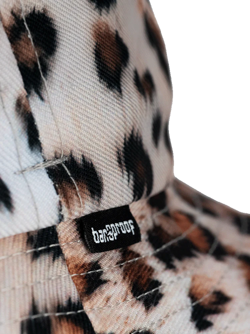 Foil- Kite- Wake Board Bangproof Helm-Bucket - Leopard V2