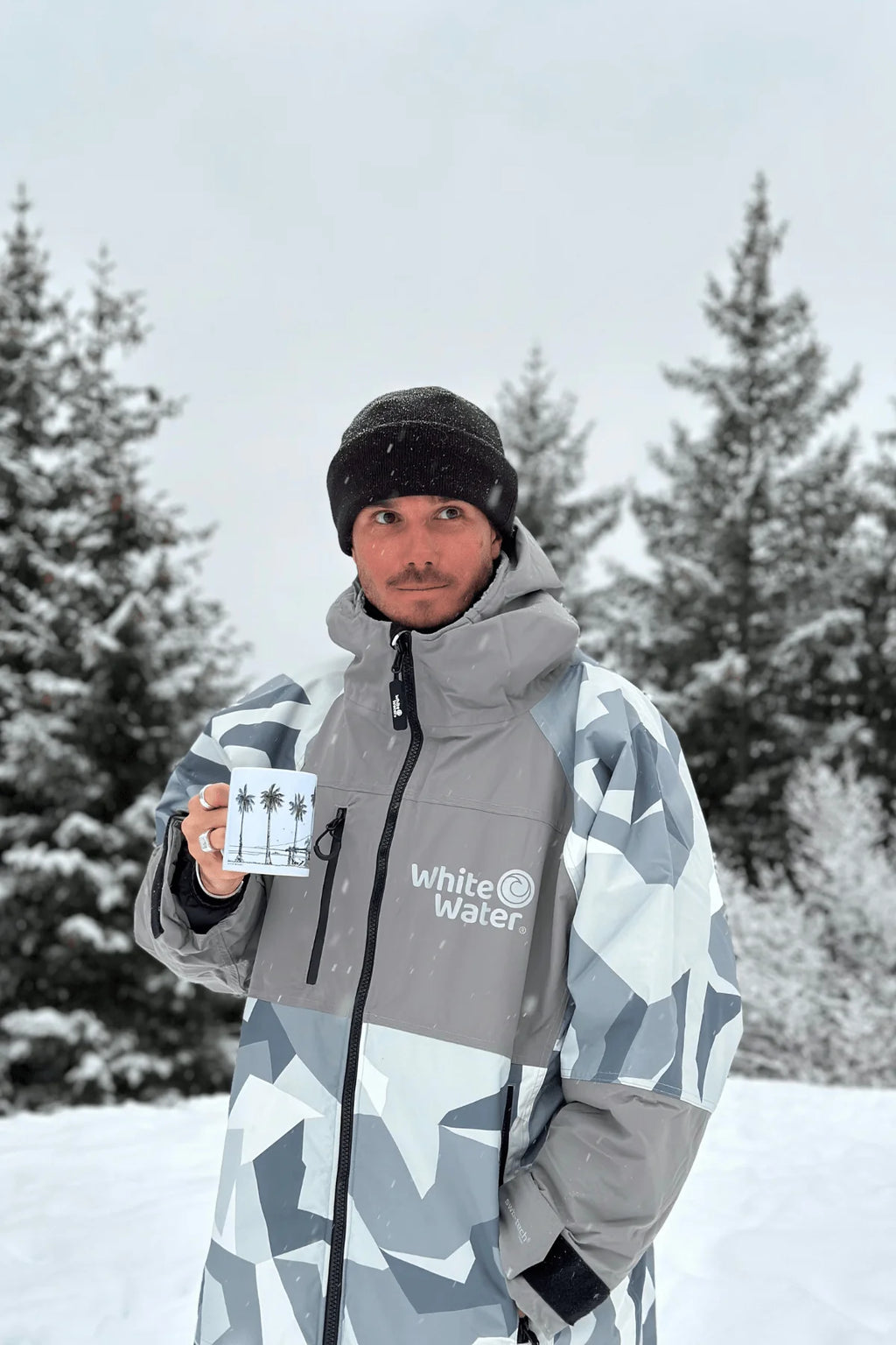 White Water Surf Poncho - Gassi Mantel - Outdoor Mantel,  Artic Carmo/ Größe M und L